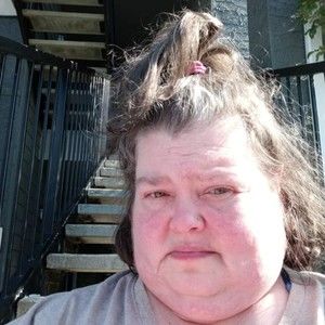 Meet your Posher, Stacy